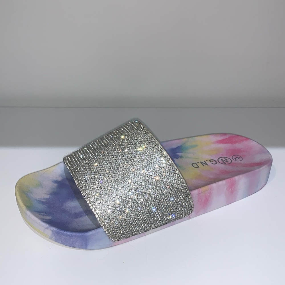 SPARKLY RHINESTONE TIE DYE SLIDES